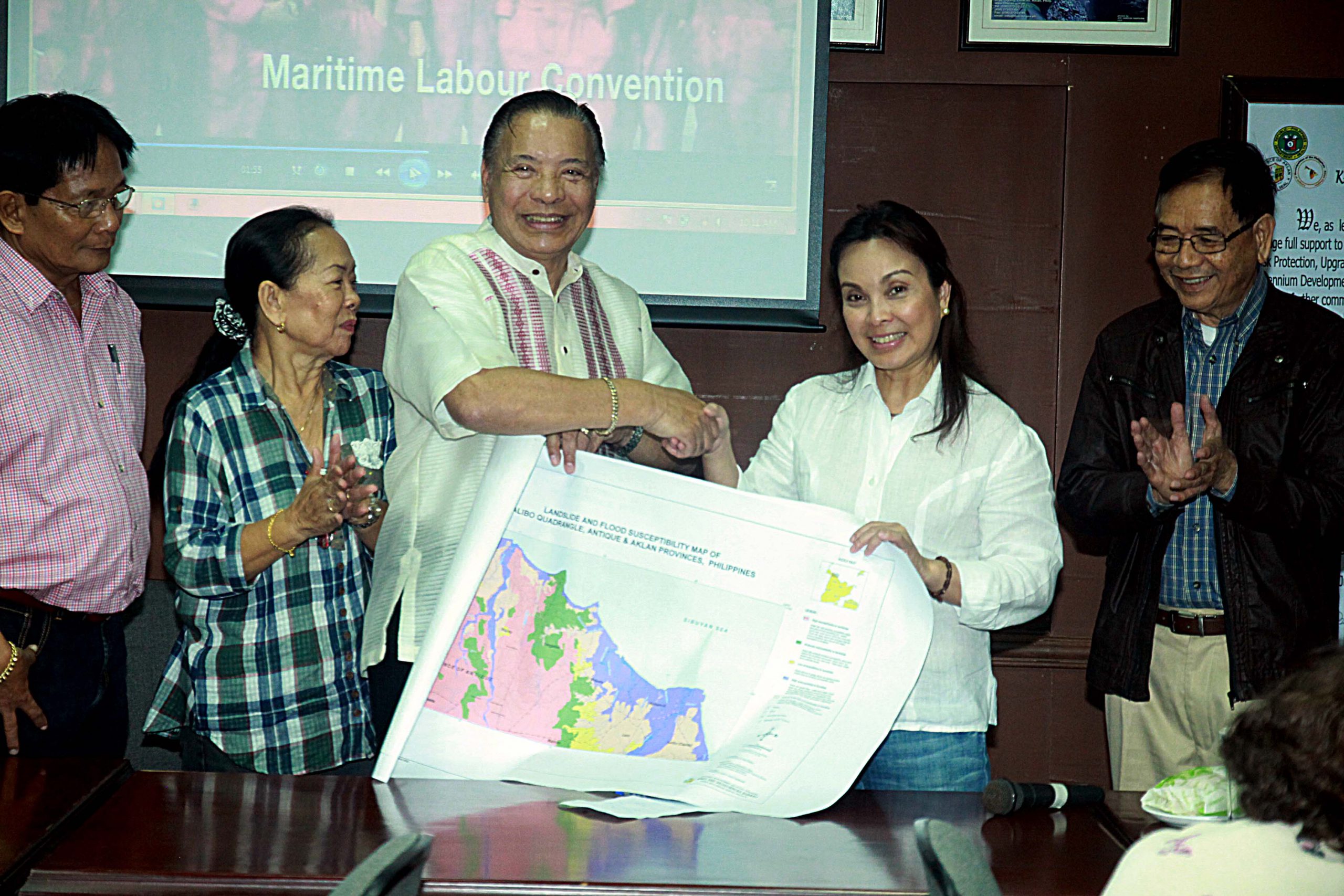 Loren Brings Green Campaign to Panay Island