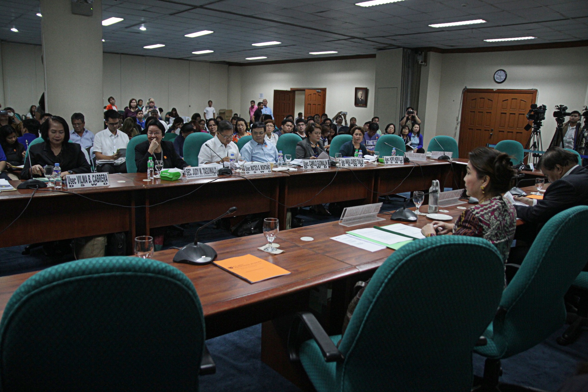 Hearing on the proposed 2017 budget of the Department of Social Welfare and Development (DSWD)
