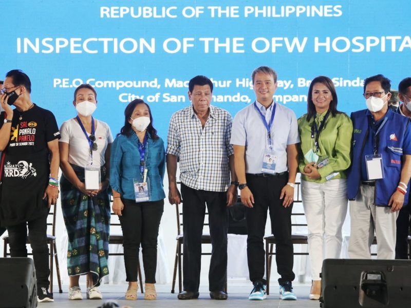 Deputy Speaker Loren Legarda at the inspection of the OFW Hospital with President Duterte at San Fernando City, Pampanga held last May 2022
