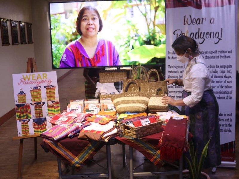 Wear a Patadyong Booth Display in the Senate